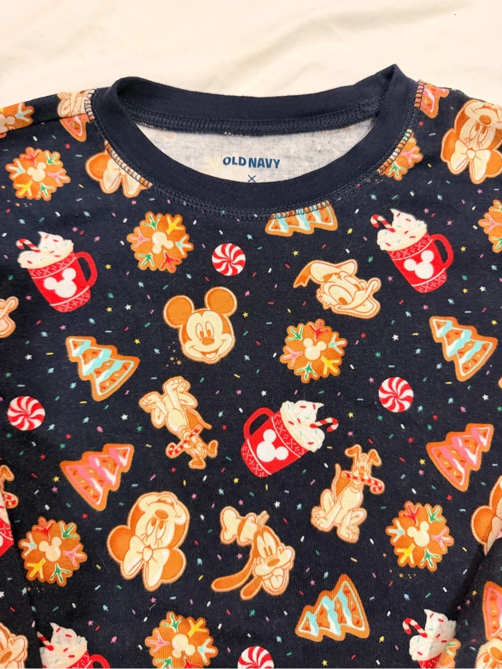 Old Navy Navy Holiday Character Kids Pajama Set with Gingerbread & Tree Prints